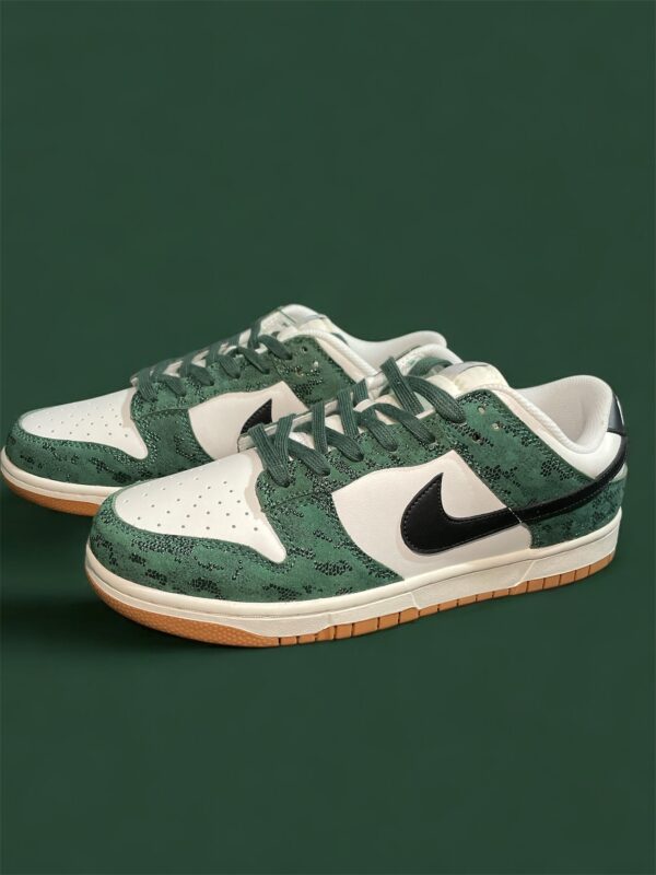 Nike dunk low melon