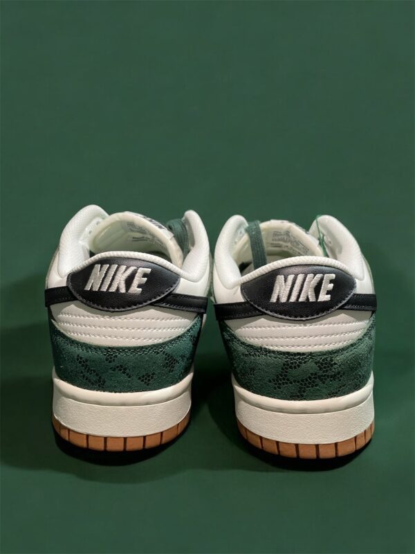Nike dunk low melon