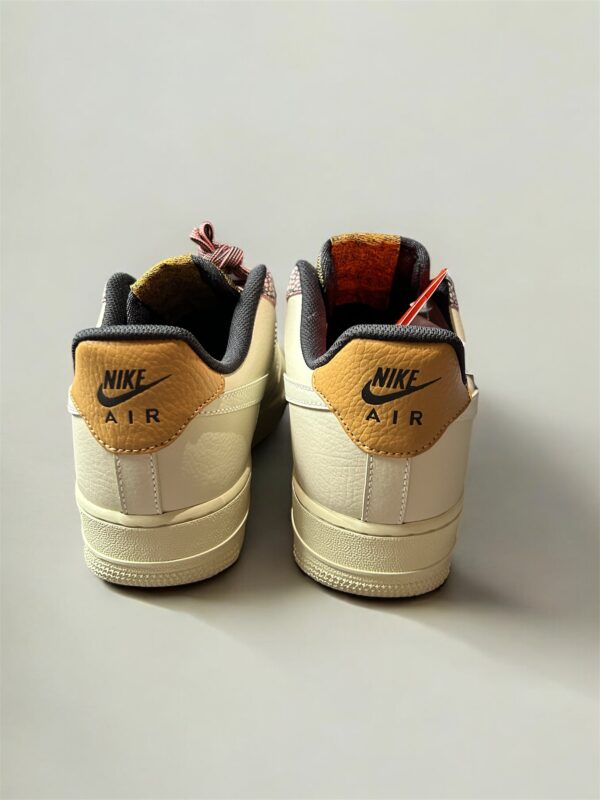Nike Air Force 1 '07 LV8 Fossil - Imagem 3