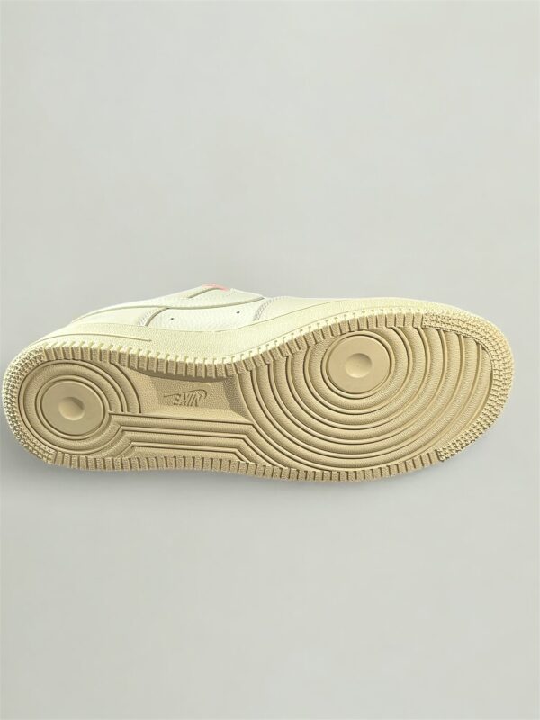 Nike Air Force 1 '07 LV8 Fossil - Imagem 4