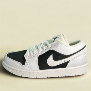 Tênis Nike Air Jordan 1 Low Panda Black White.